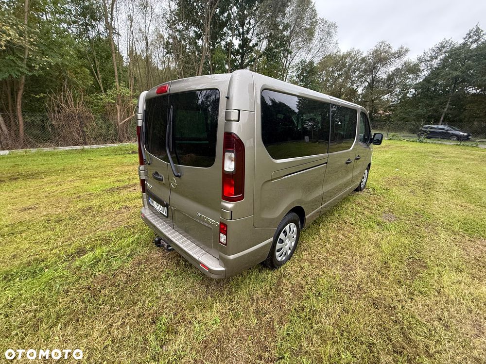 Opel Vivaro L2H1 2,9t Sport - 4