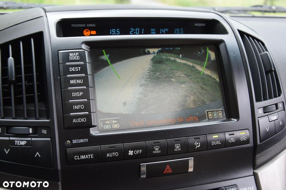 Toyota Land Cruiser LC 4.5 D-4D Sol - 23