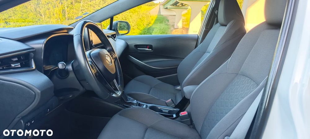 Toyota Corolla 1.8 Hybrid Comfort - 15