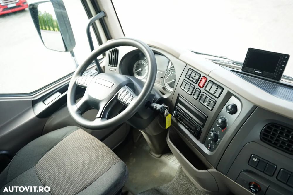DAF LF 250 / 4X2 / LIVRARE - 7.3 + HDS HYVA HB 150X -E3 / RADIOCOMANDĂ / ROTATOARE / MAX. CAPACITATE DE RIDICARE: 5200 KG / EURO 6 - 31
