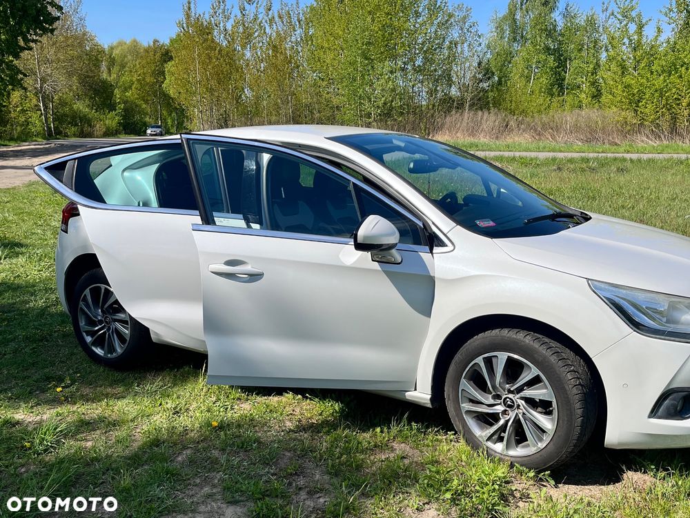 Citroën DS4 1.6 e-HDi SoChic MCP - 2