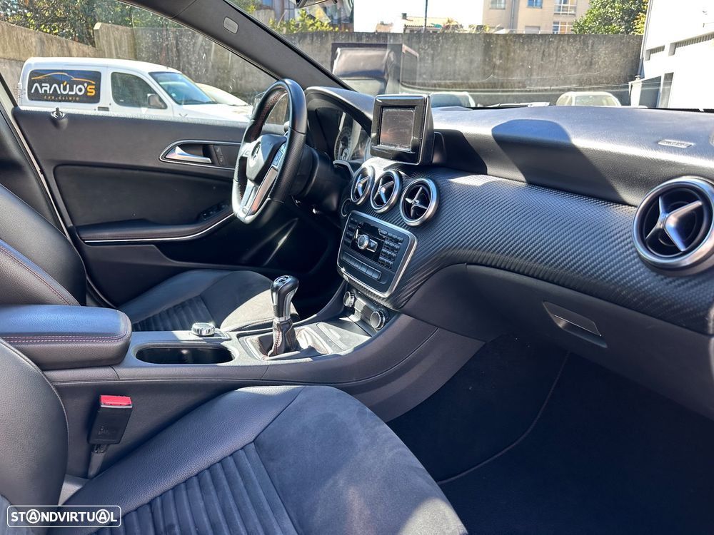 Mercedes-Benz A 180 CDI AMG Line - 39