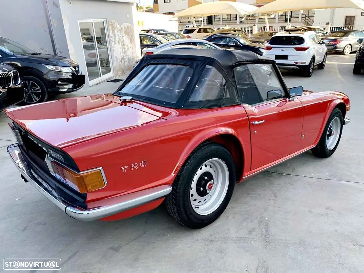 Triumph TR6 - 3