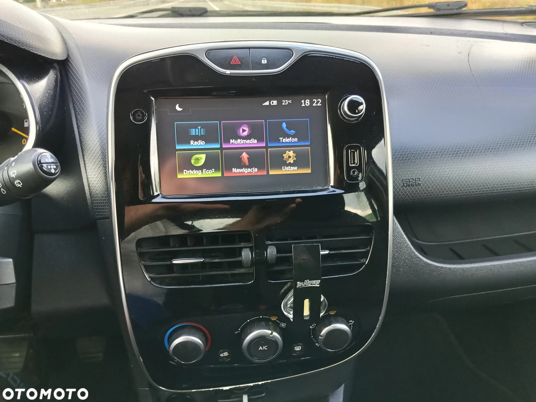 Renault Clio 1.5 dCi Energy Intens - 11