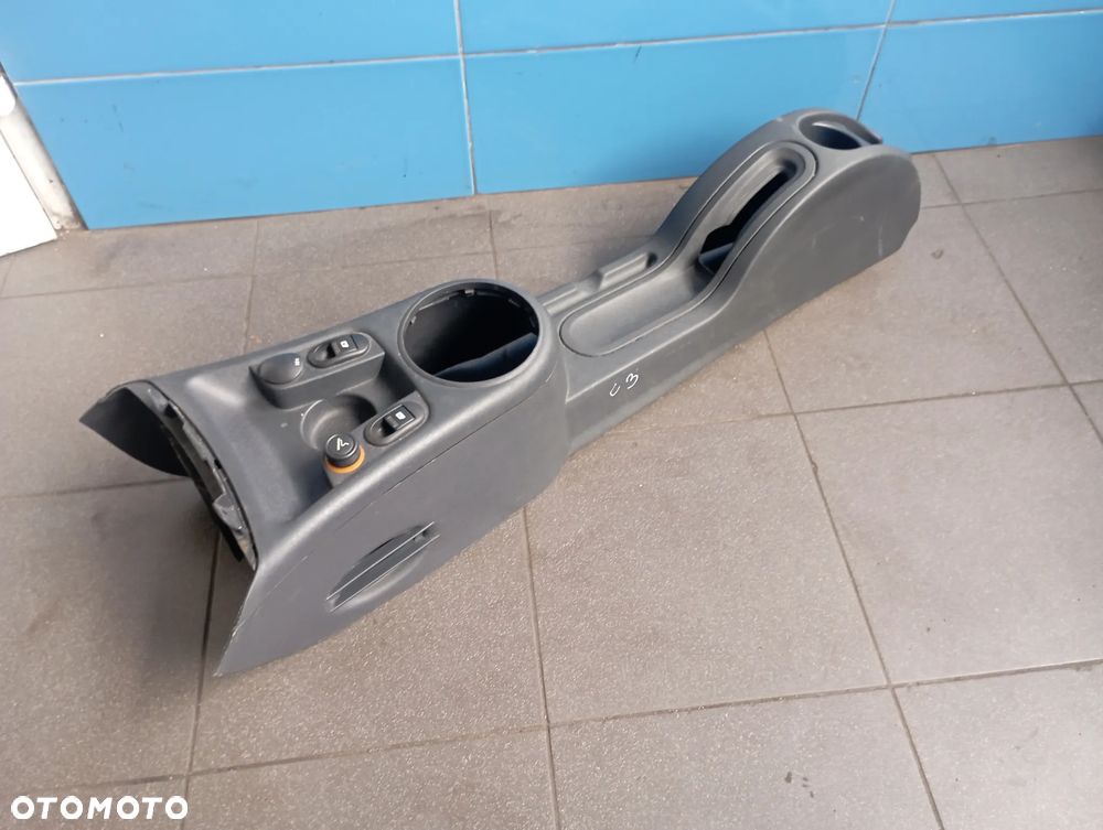 Tunel podłokietnik środkowy Citroen C3 - 2