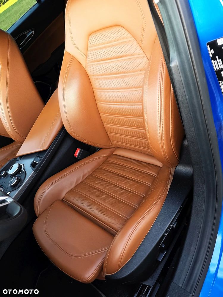 Alfa Romeo Giulia 2.0 Turbo Veloce Q4 - 27