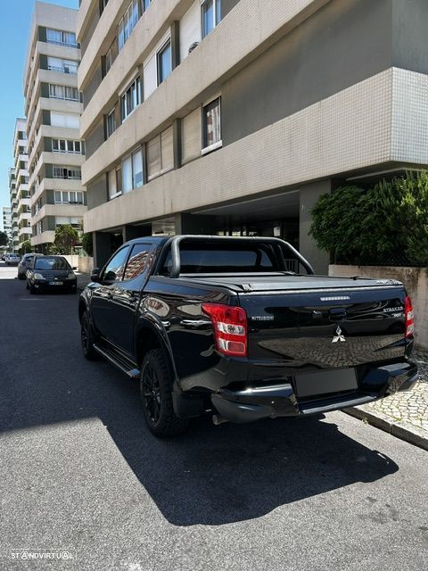 Mitsubishi L200 2.4 DI-D CD Intense Sport Strakar 4WD - 3
