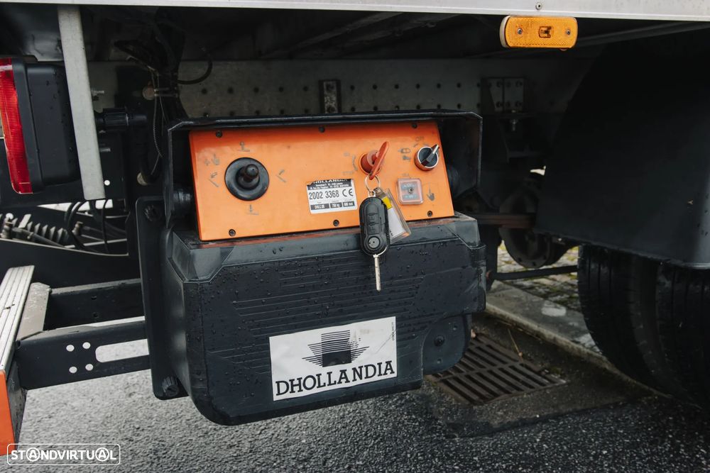 Iveco Daily 3.0 35-160 C/Plataforma - 12