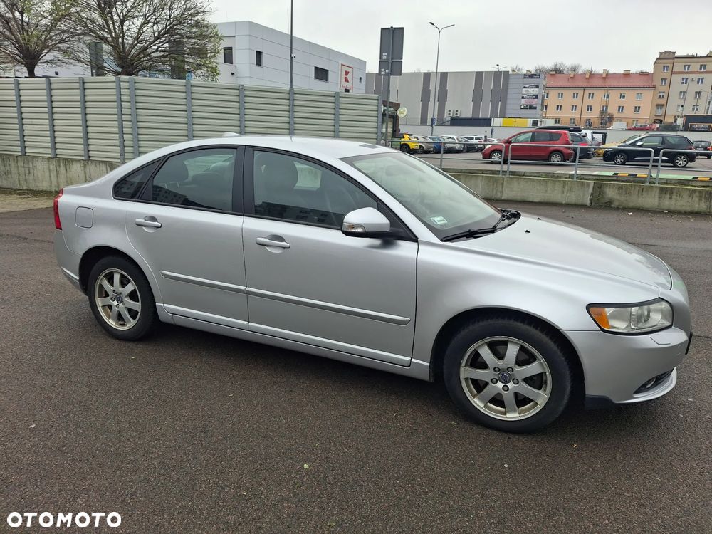 Volvo S40 2.0D Momentum - 6