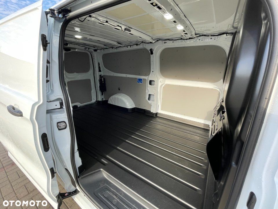 Ford Transit Custom - 12