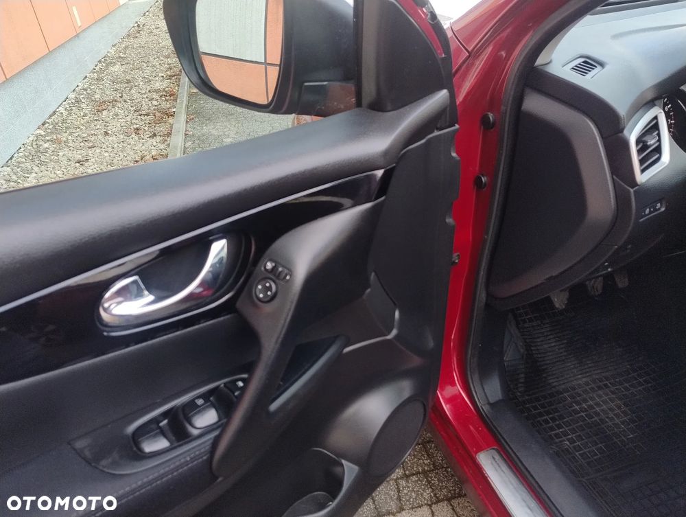 Nissan Qashqai 1.2 DIG-T TEKNA+ - 16