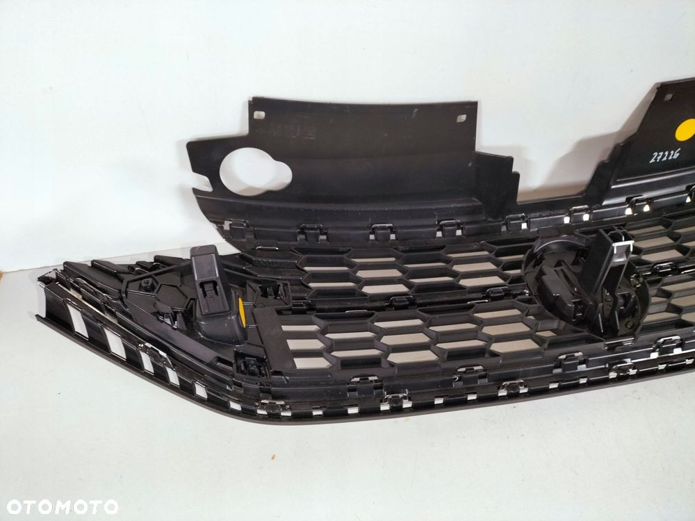 atrapa kratka grill vw polo vi lift 20- sedan - 6