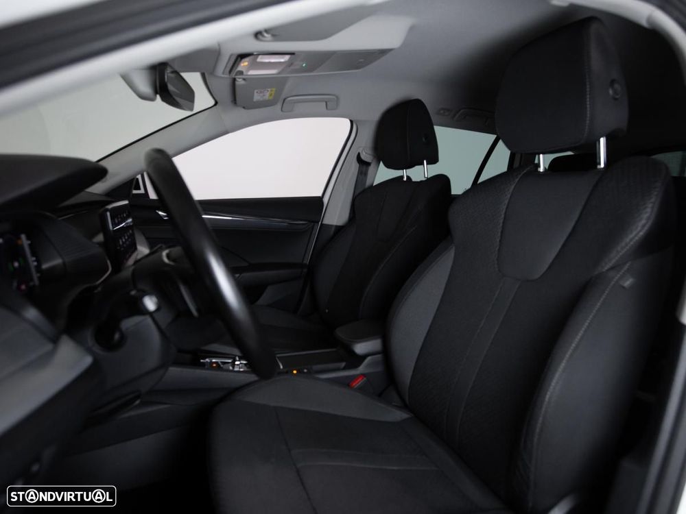 Skoda Octavia Break 2.0 TDI DSG First Edition - 8