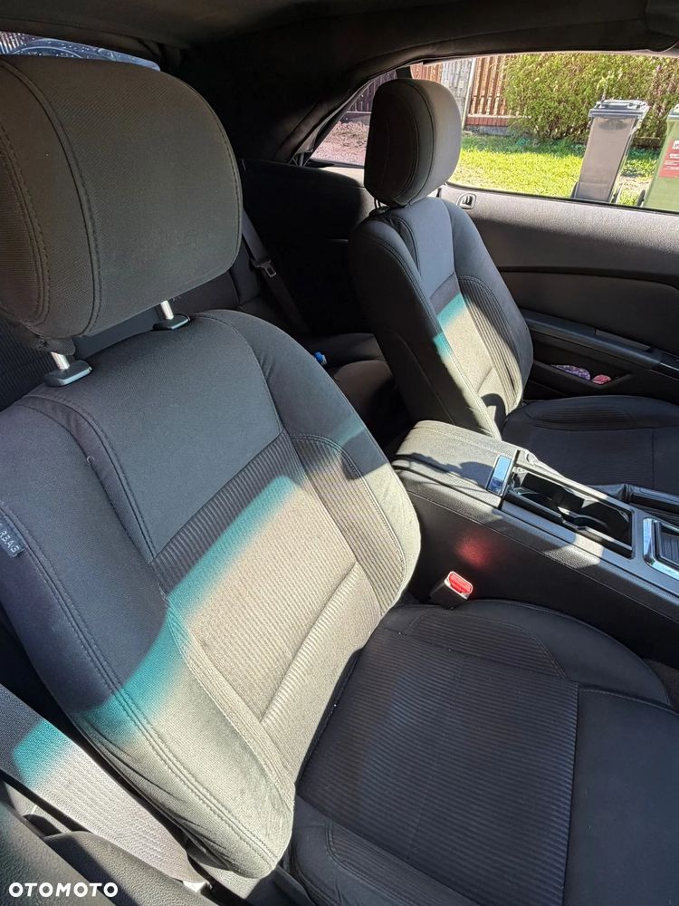 Ford Mustang 3.7 V6 - 5