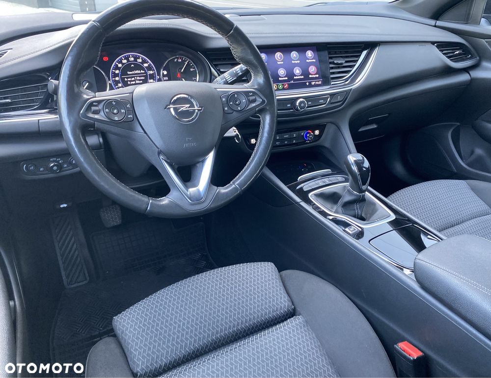 Opel Insignia - 8