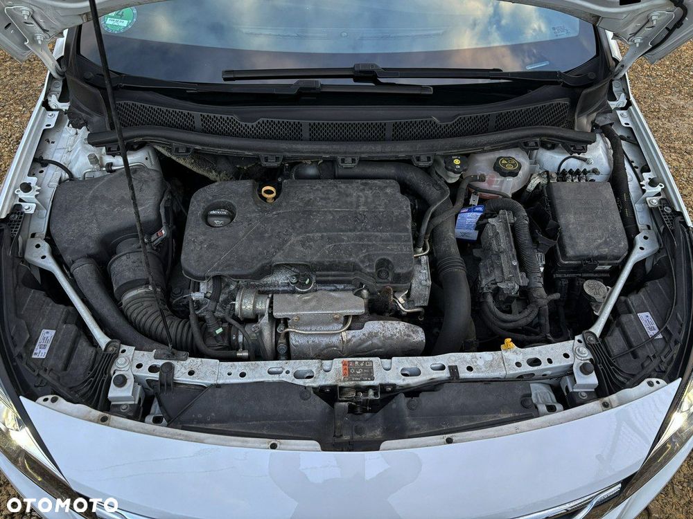 Opel Astra 1.4 T Dynamic - 8