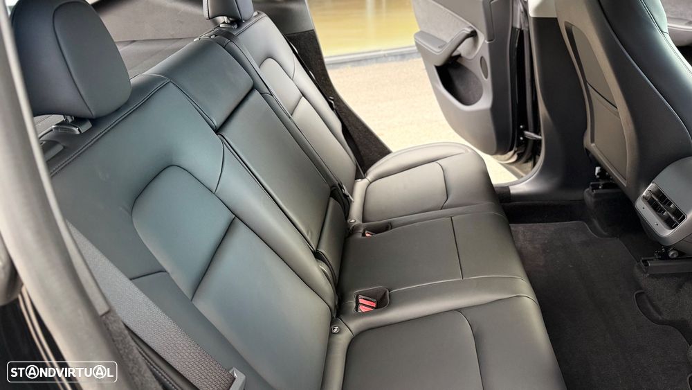 Tesla Model Y Performance Dual Motor AWD - 20