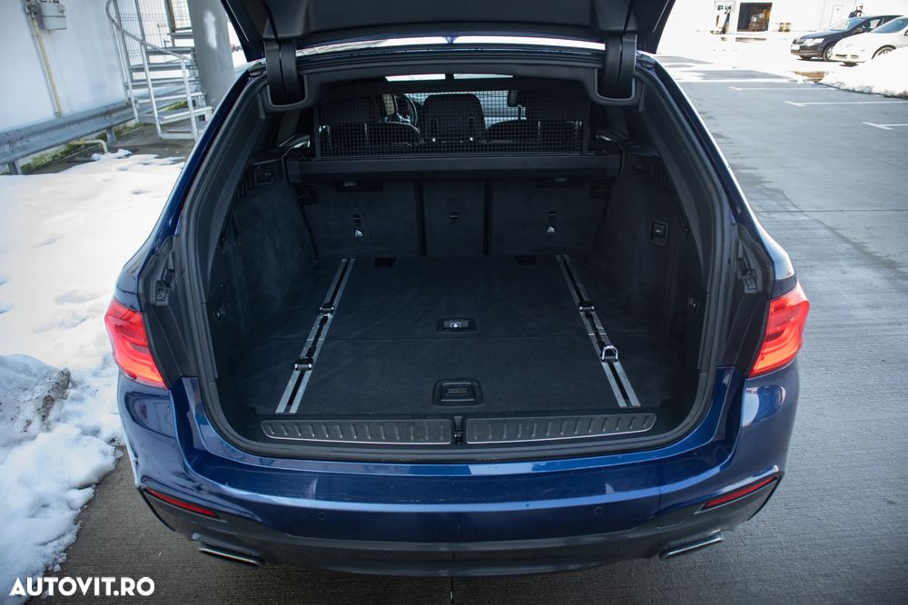 BMW Seria 5 540i xDrive Aut. - 32