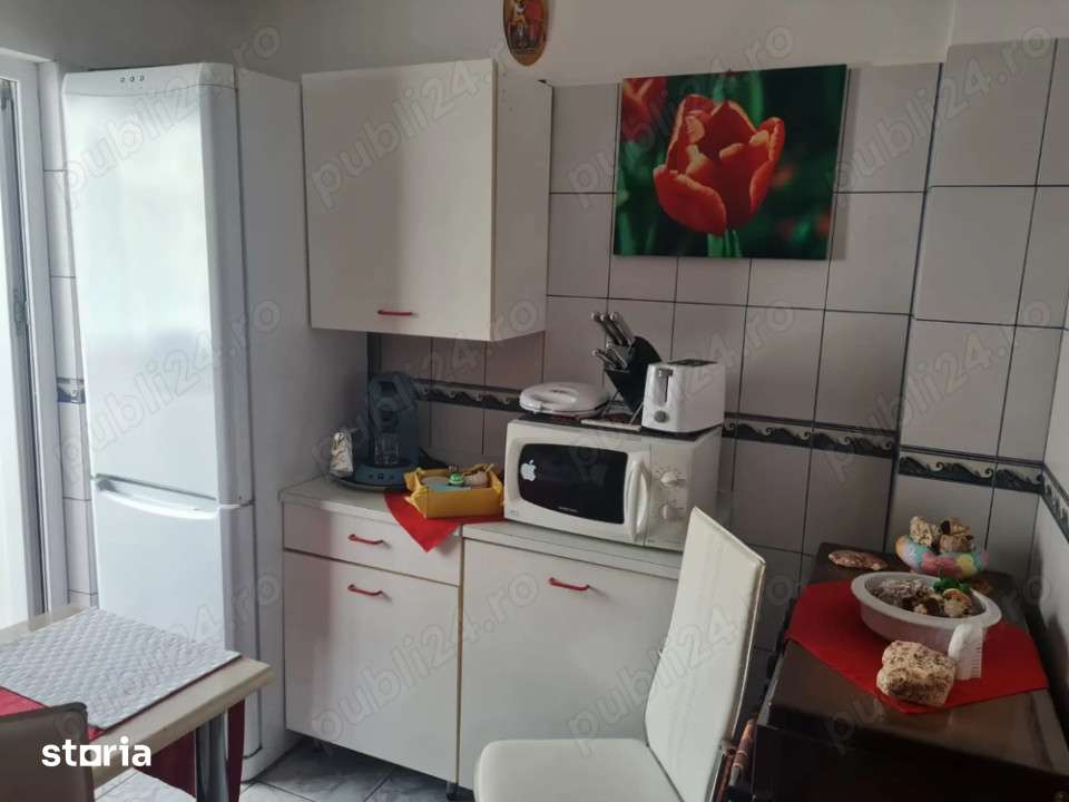 Apartament 3 camere decomandat, 58 mp, etaj 3, Inel I — fotografia 3