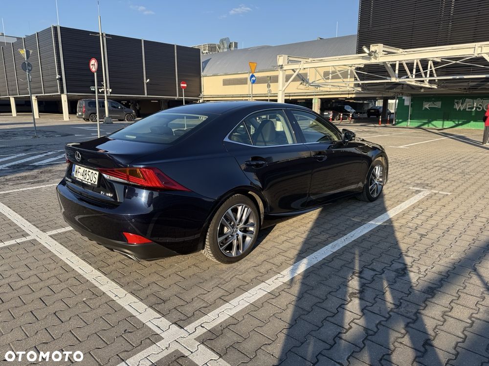 Lexus IS 200t / 300 Elegance - 19