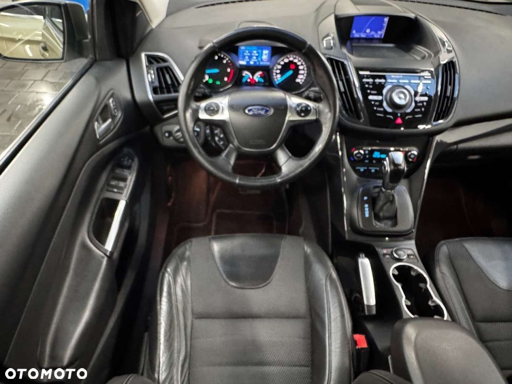 Ford Kuga - 26