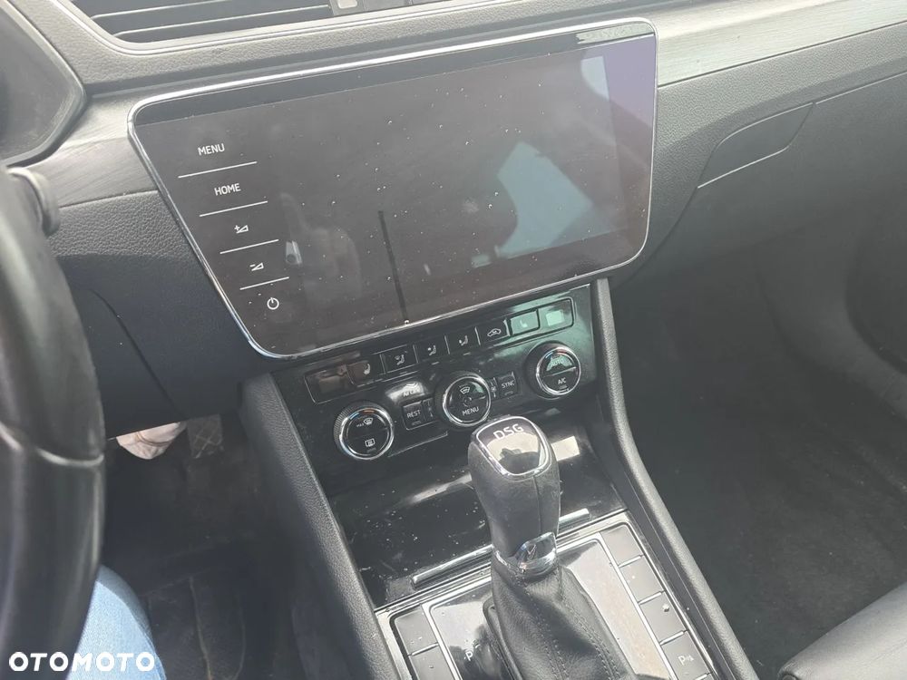 Skoda Superb 2.0 TDI DSG Style - 3