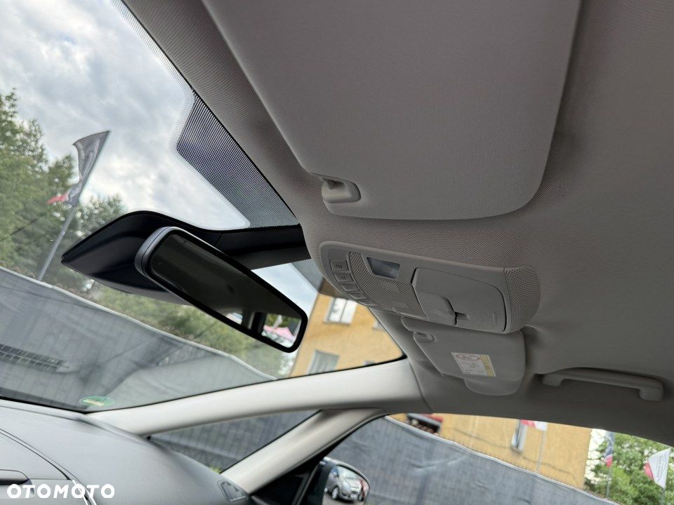 Ford S-Max 2.0 TDCi Titanium - 27