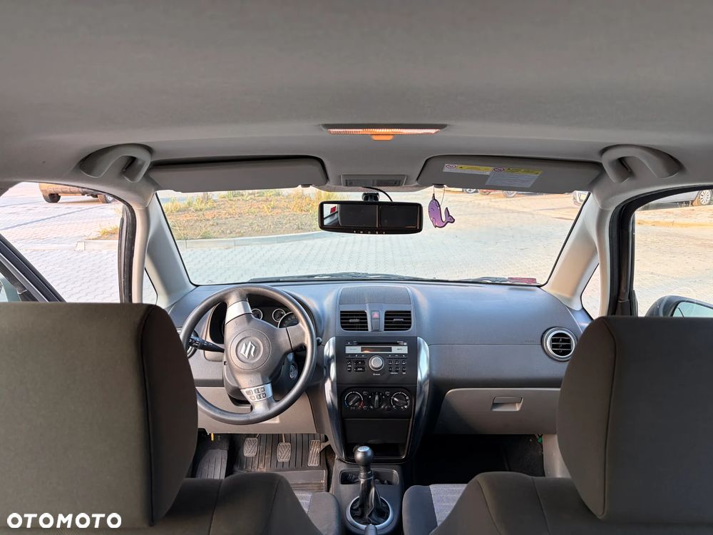 Suzuki SX4 1.6 Comfort 4WD - 8