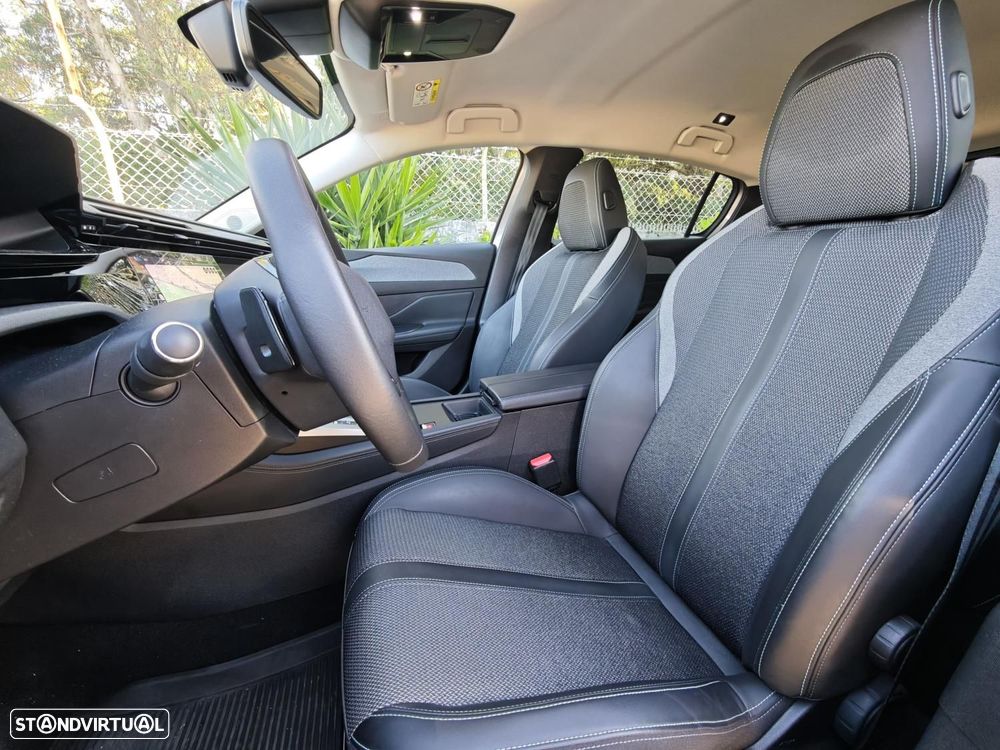 Peugeot 308 1.5 BlueHDi Allure EAT8 - 27