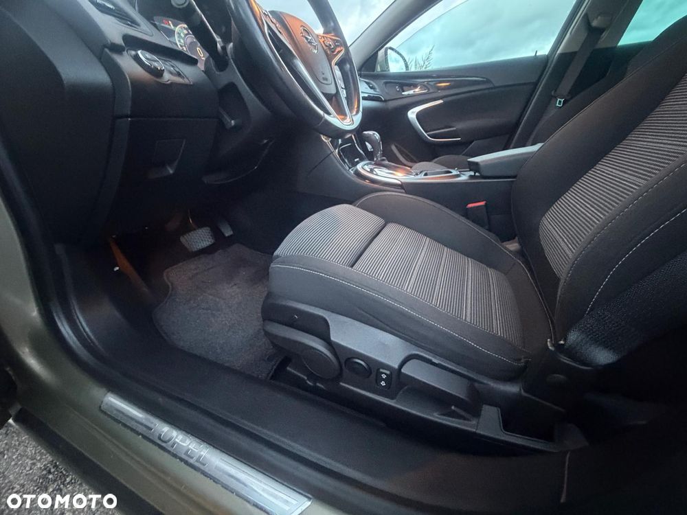 Opel Insignia - 18