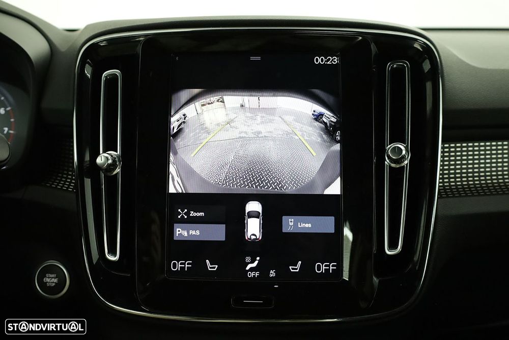 Volvo XC 40 1.5 T2 Plus Dark Auto - 13