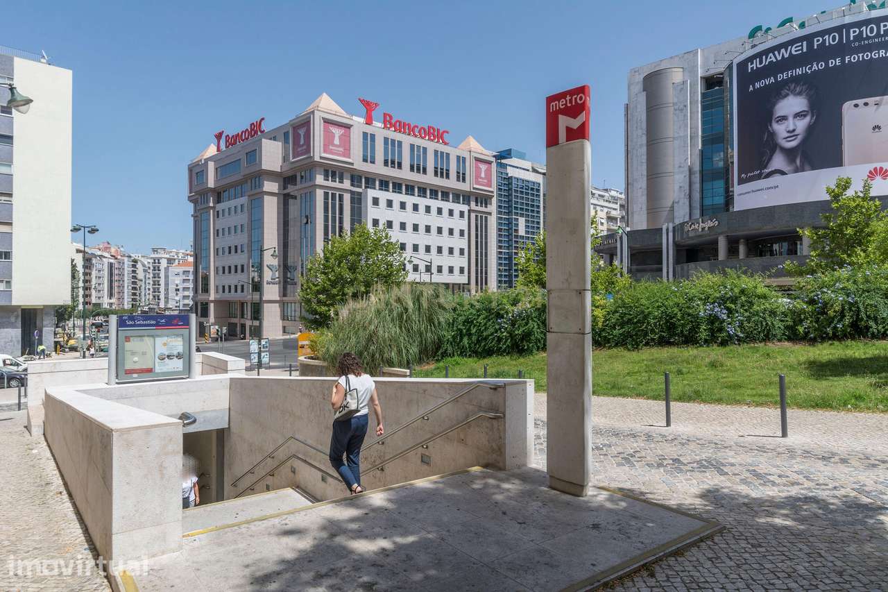 Apartamento Renovado em Avenidas Novas, Lisboa - Grande imagem: 4/23