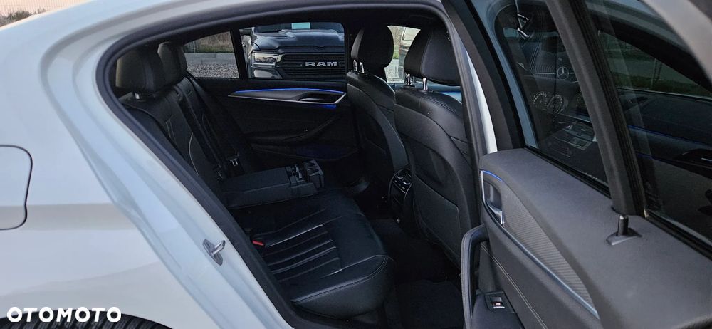 BMW Seria 5 530e iPerformance M Sport sport - 18