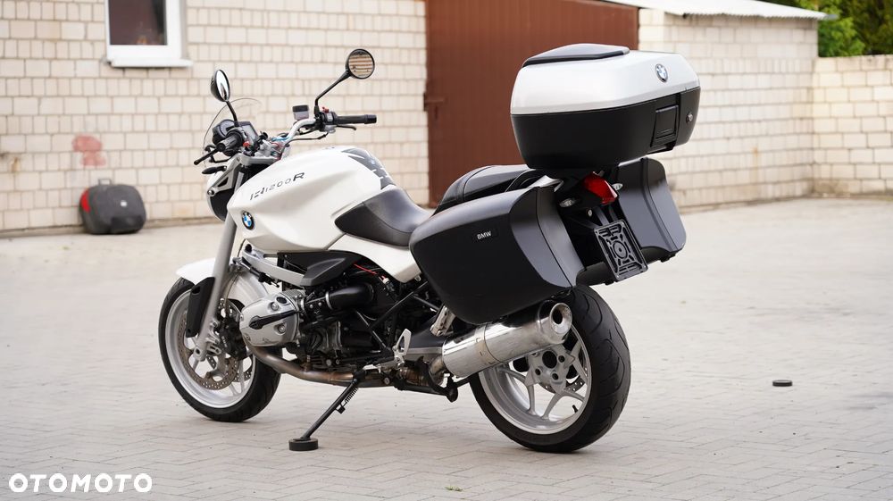 BMW R - 8