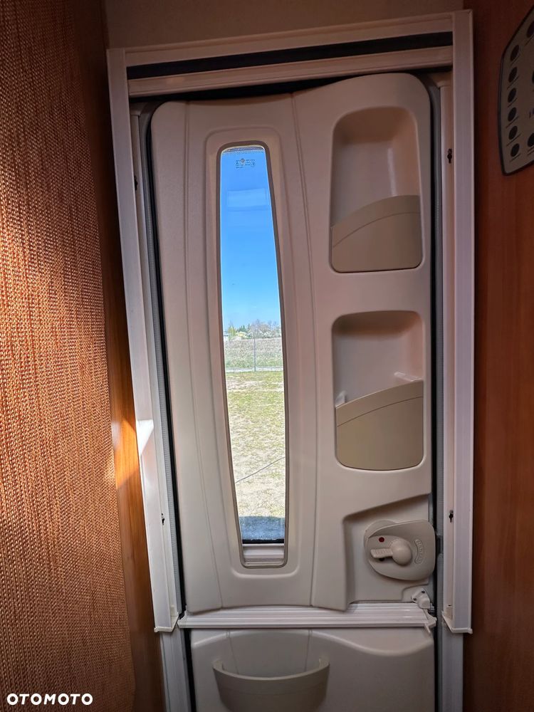 Hobby 460 UFE EXCELLENT z fakturą i gwarancją. DMC 1300 kg !!! - 40