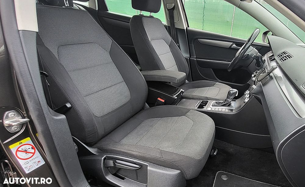 Volkswagen Passat Variant 2.0 TDI BlueMotion Technology DSG Comfortline - 20