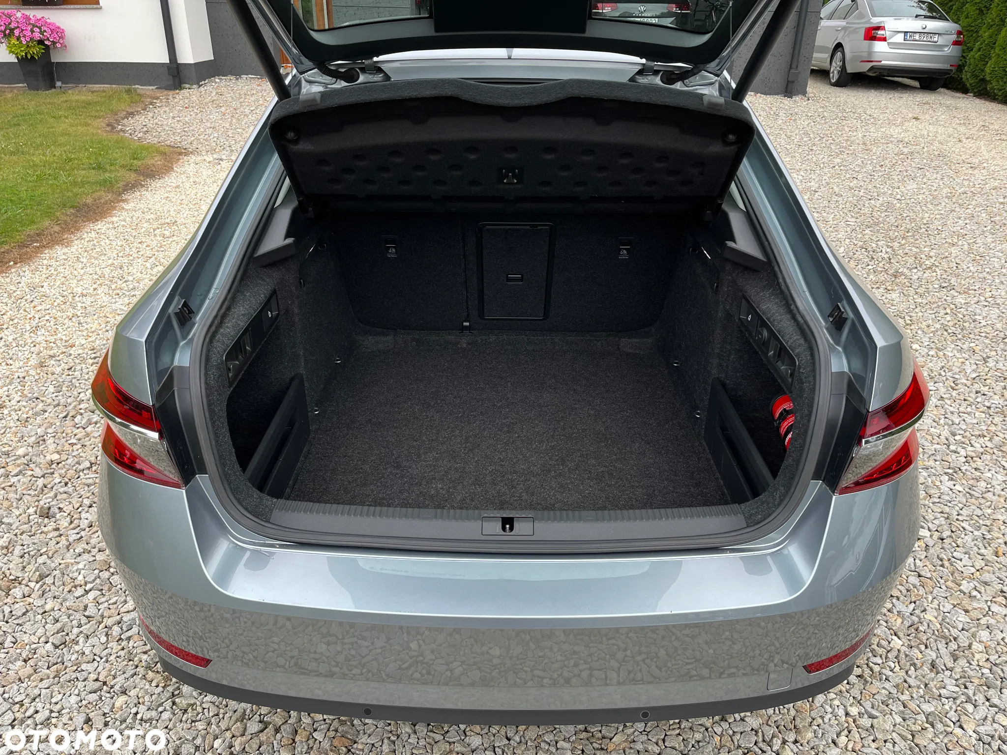 Skoda Superb 2.0 TDI SCR Ambition DSG - 18
