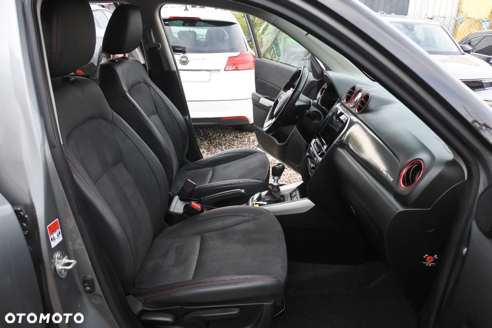Suzuki Vitara 1.4 Boosterjet XLED Sun 4WD - 6