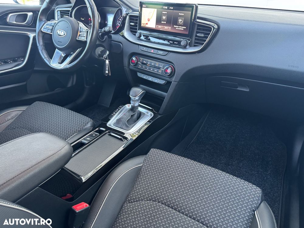 Kia Ceed 1.6 CRDi DCT Spirit - 12