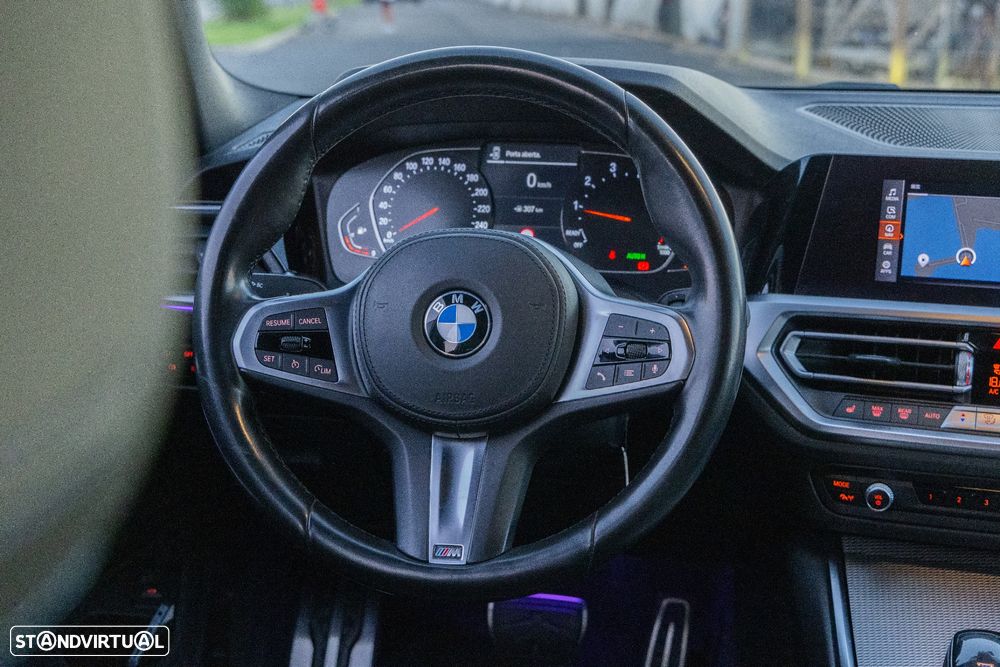 BMW 318 i Touring Aut. M Sport - 17