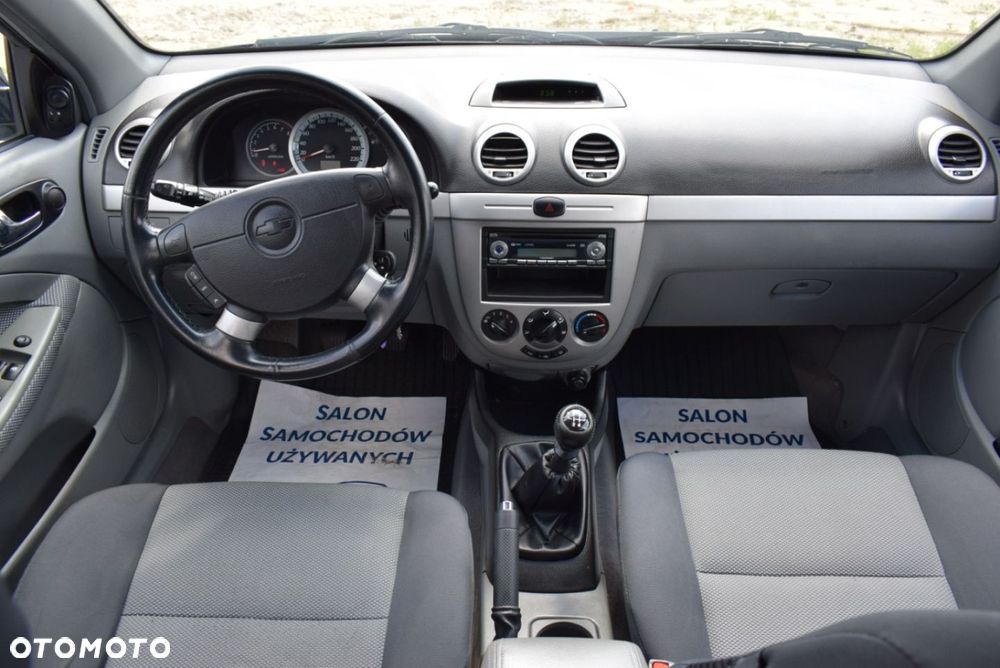 Chevrolet Nubira - 23