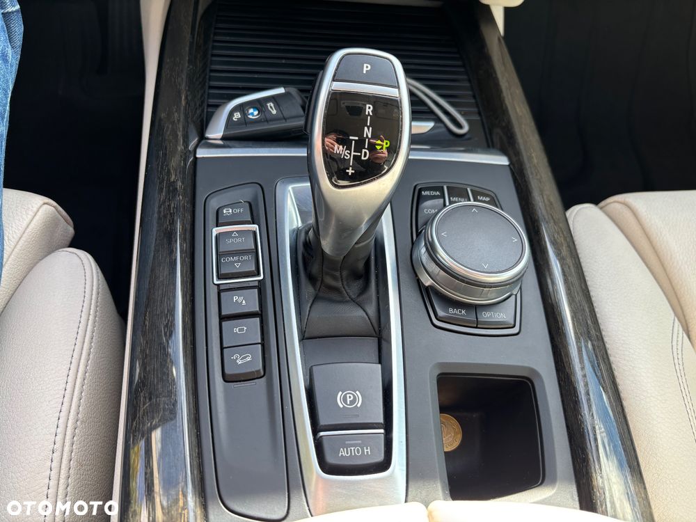 BMW X5 - 22