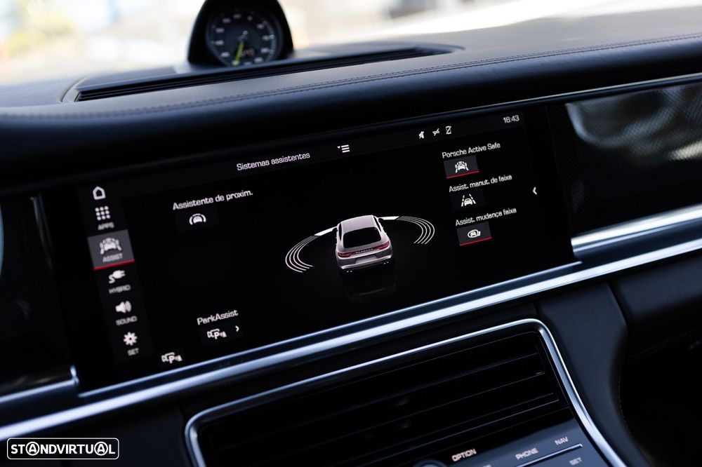 Porsche Panamera Sport Turismo 4 E-Hybrid - 43