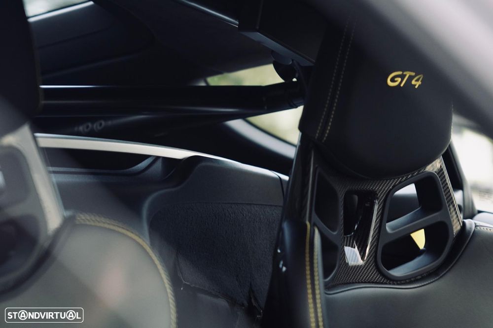 Porsche 718 Cayman GT4 PDK - 14