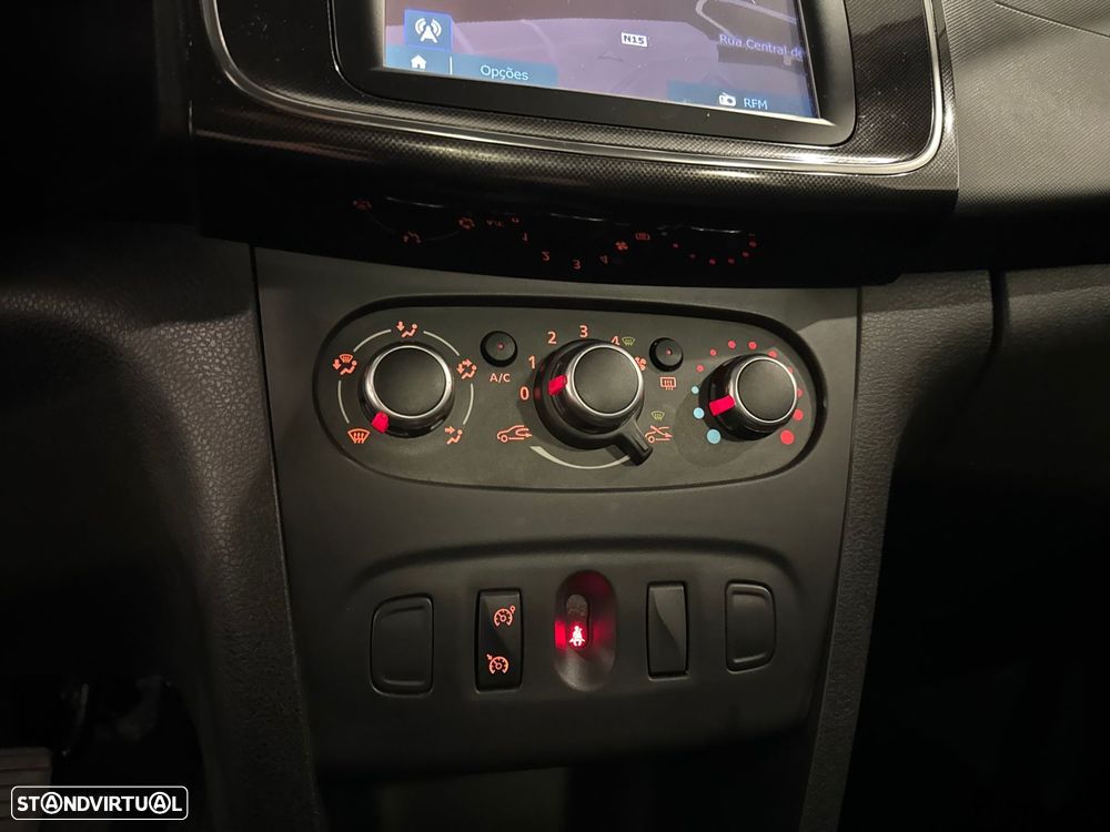 Dacia Logan 1.5 dCi Confort - 33