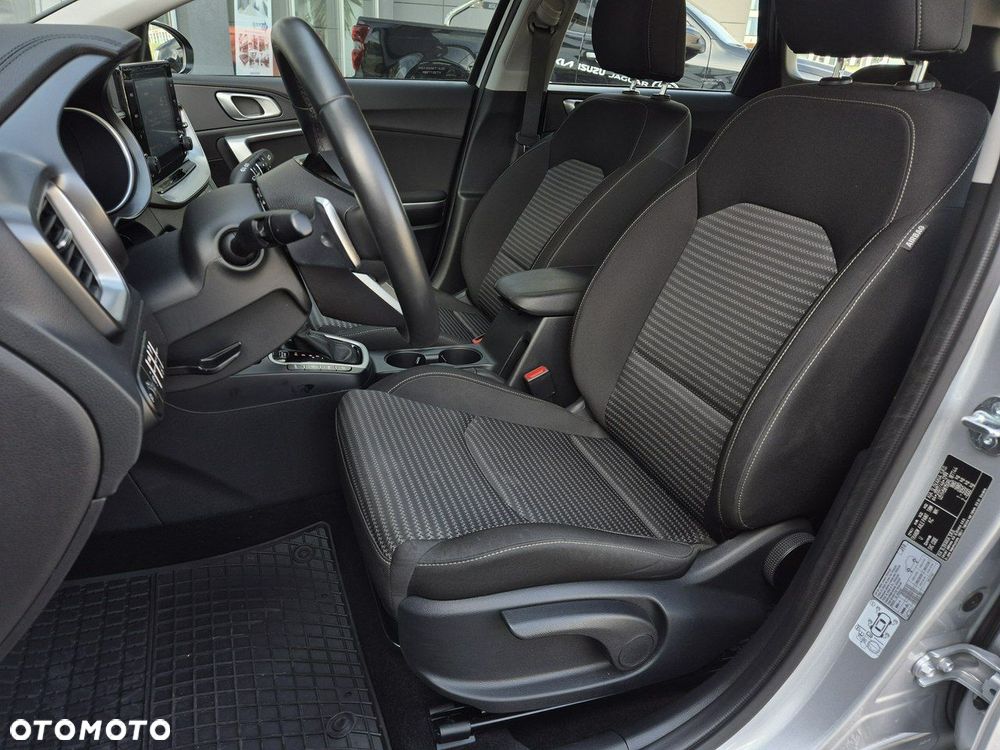 Kia Ceed 1.5 T-GDI M DCT - 12