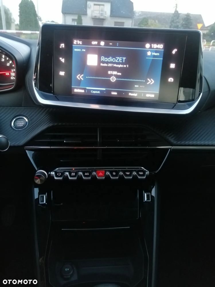 Peugeot 208 1.2 PureTech Allure S&S - 19