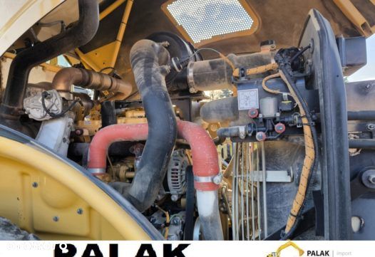 Caterpillar Walec drogowy  CAT CS 64 B , METAL-GUMA  ,2018 rok - 19