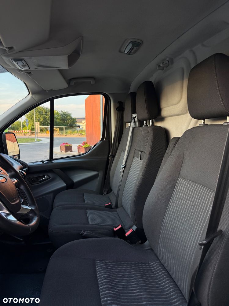 Ford Transit Custom - 10