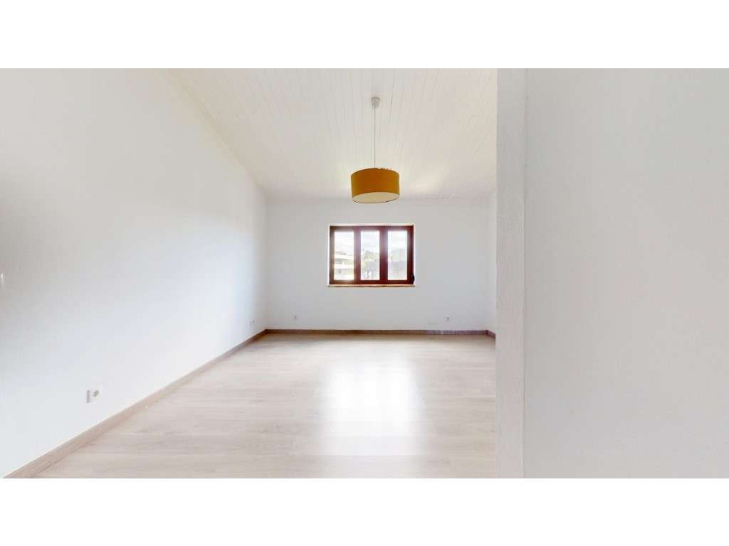 Excelente apartamento T2 a minutos da praia - Grande imagem: 4/23